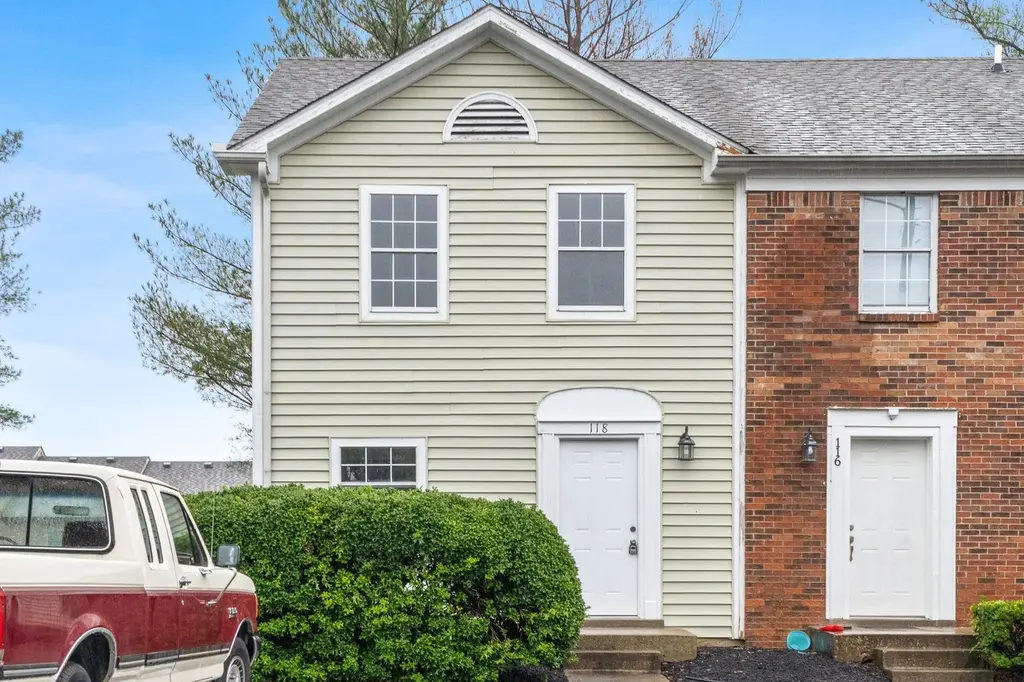 118 Greenland Ct