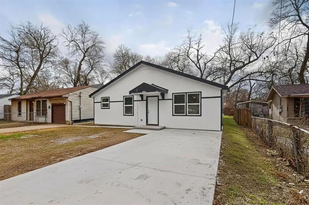 5650 Forney Rd