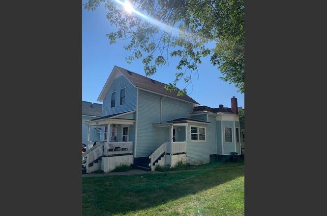 822 Wall St