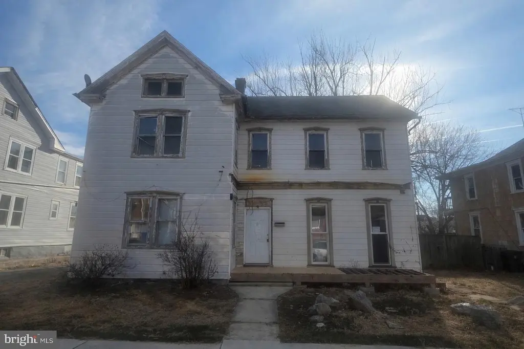 418 Mcdowell Ave