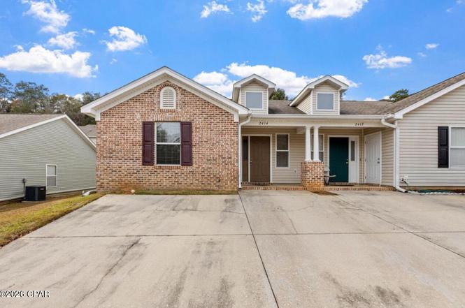 2414 Quazar Cir