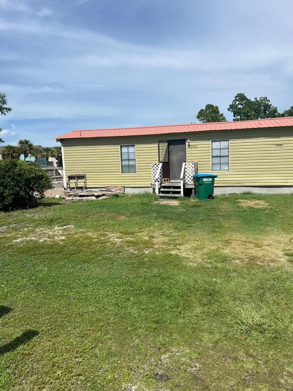 2001 Twin Oaks Dr
