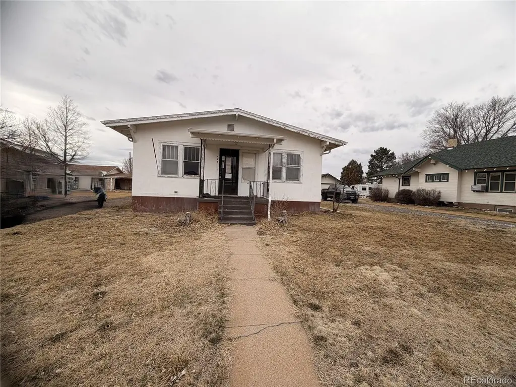 125 S Miller Ave
