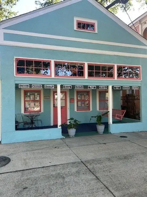 627 Opelousas Ave