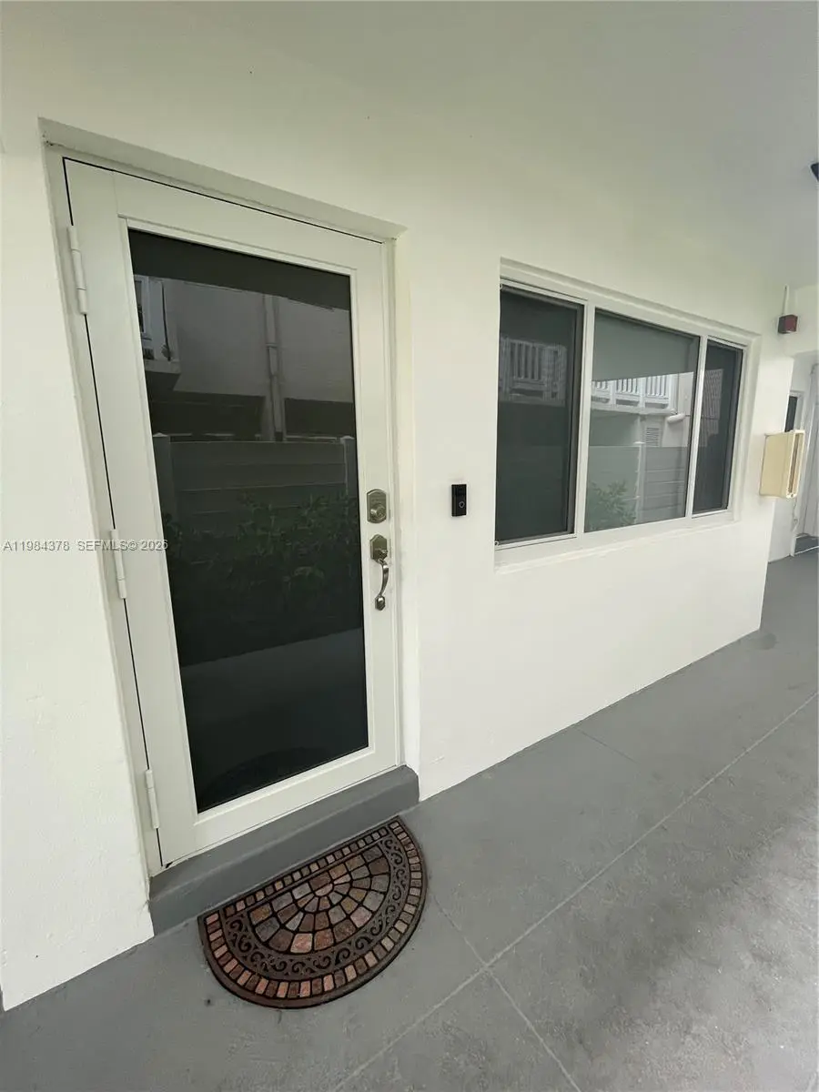 926 Michigan Ave #3