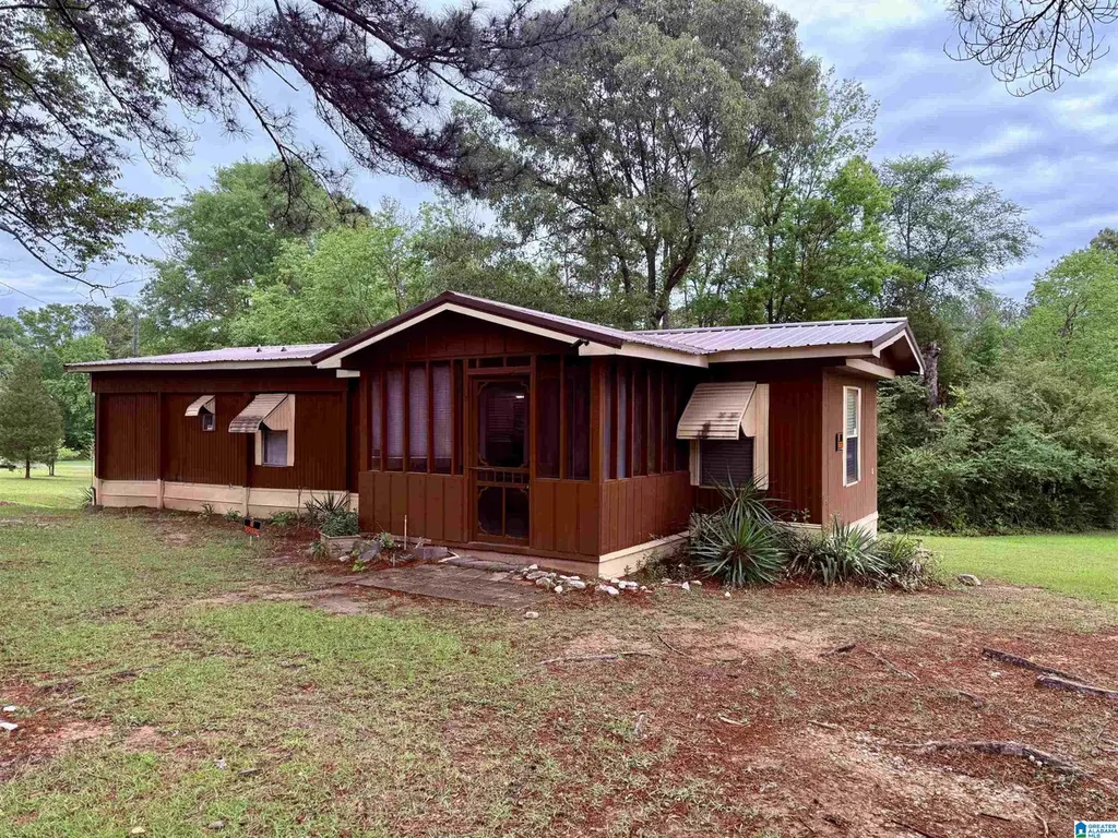 806 Pine Grove Rd