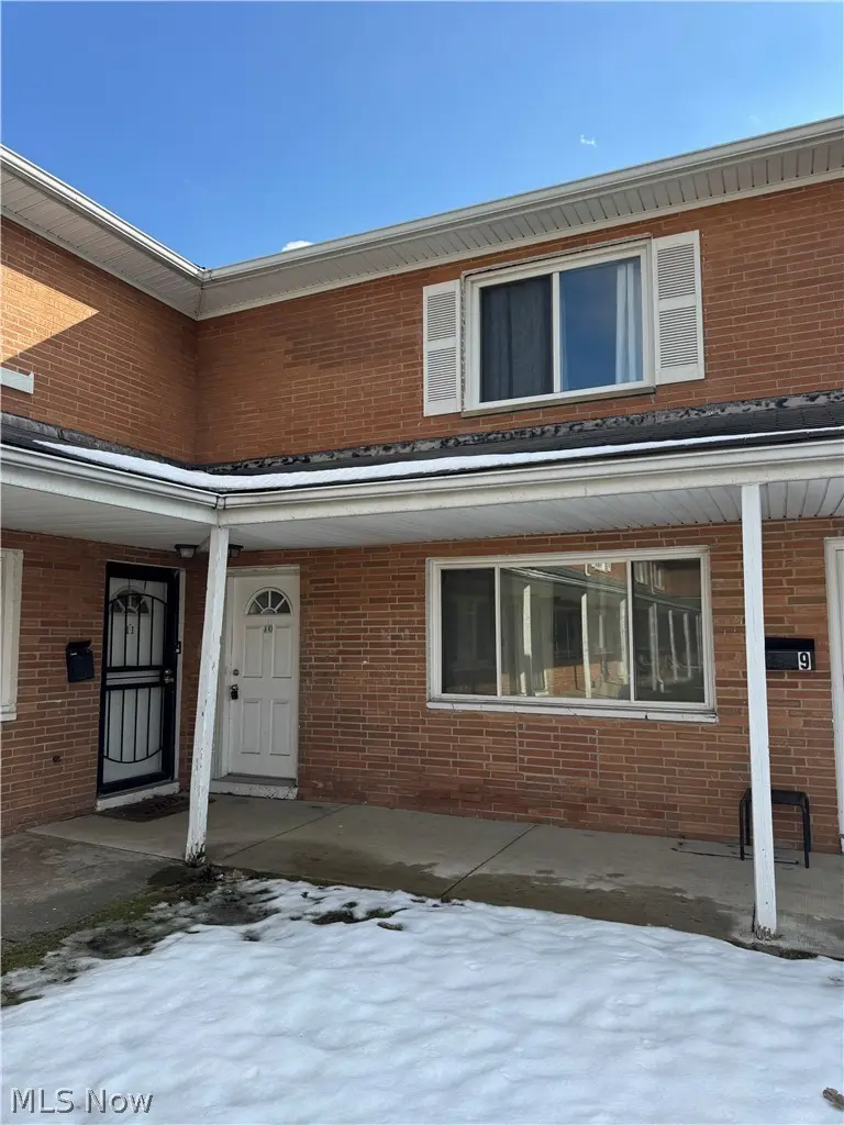 4871 Banbury Ct #10