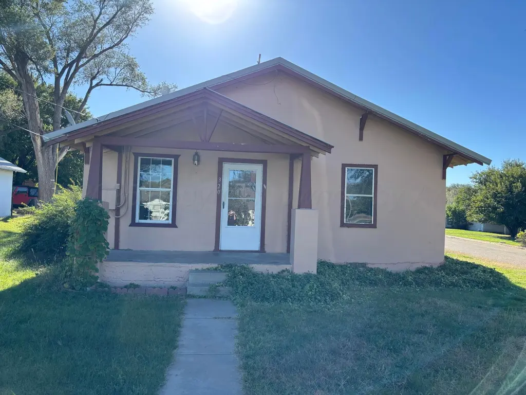 320 Summit St