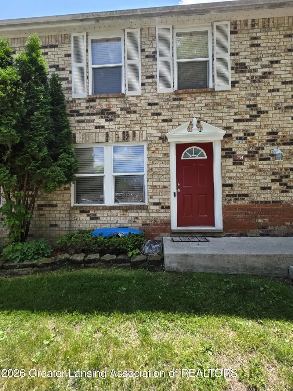 1735 Maisonette Dr