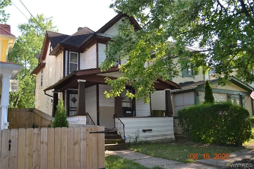 1645 Linwood Ave