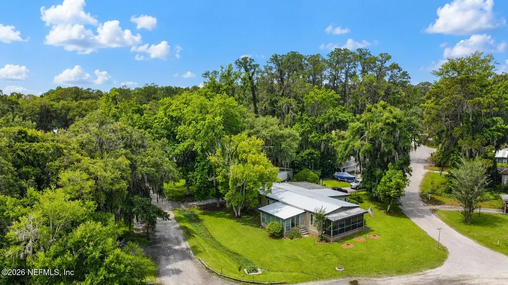 114 N Geraldo Rd