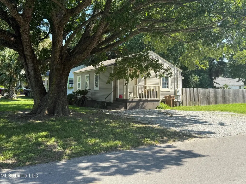 168 Orchid St