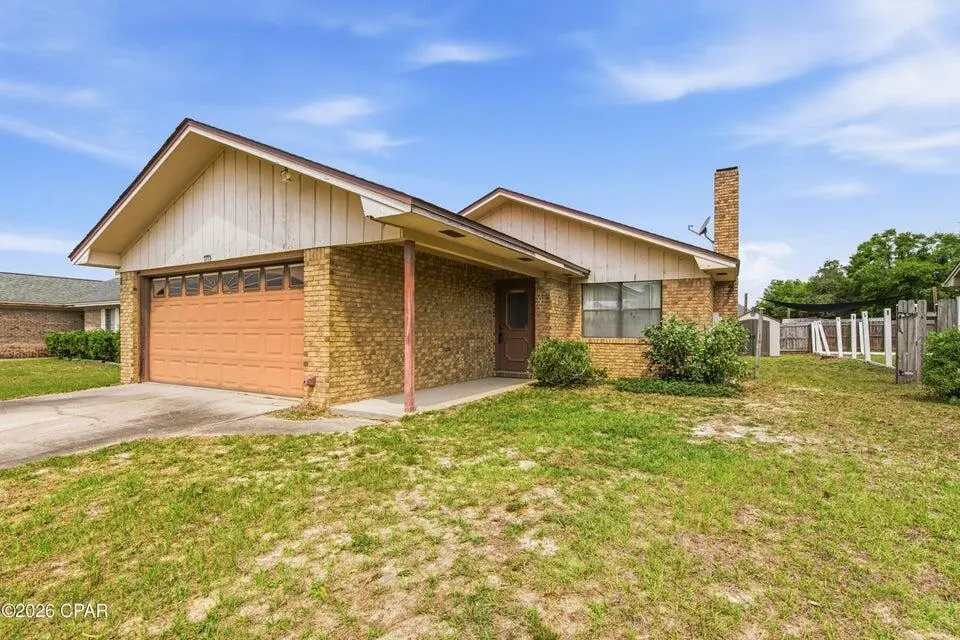 7775 Betty Louise Dr