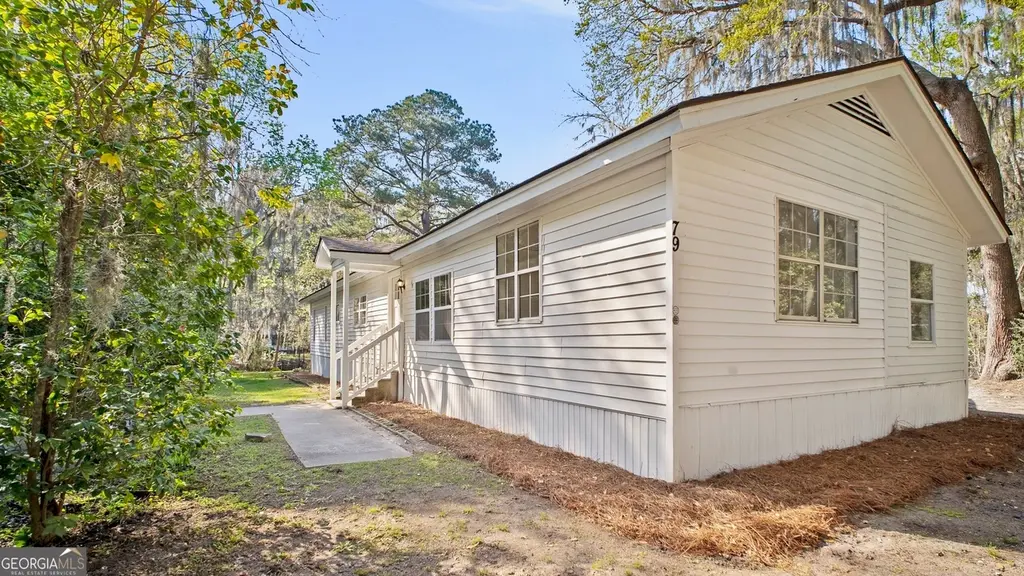 79 Terry Dr