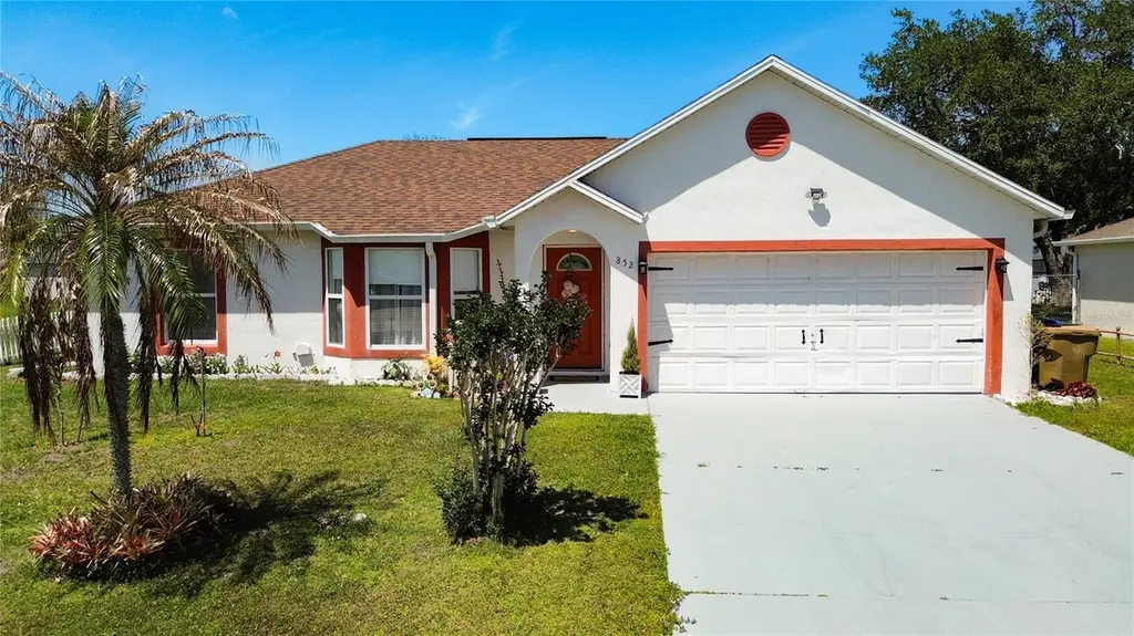 852 Franconville Ct