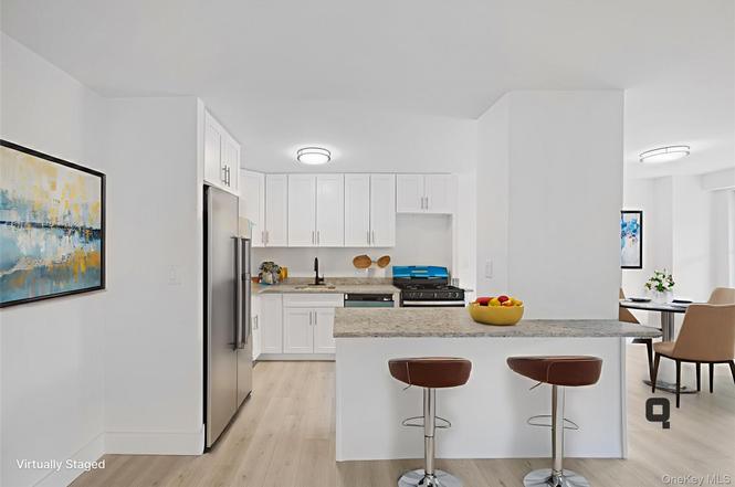 2550 Olinville Ave Unit 4F