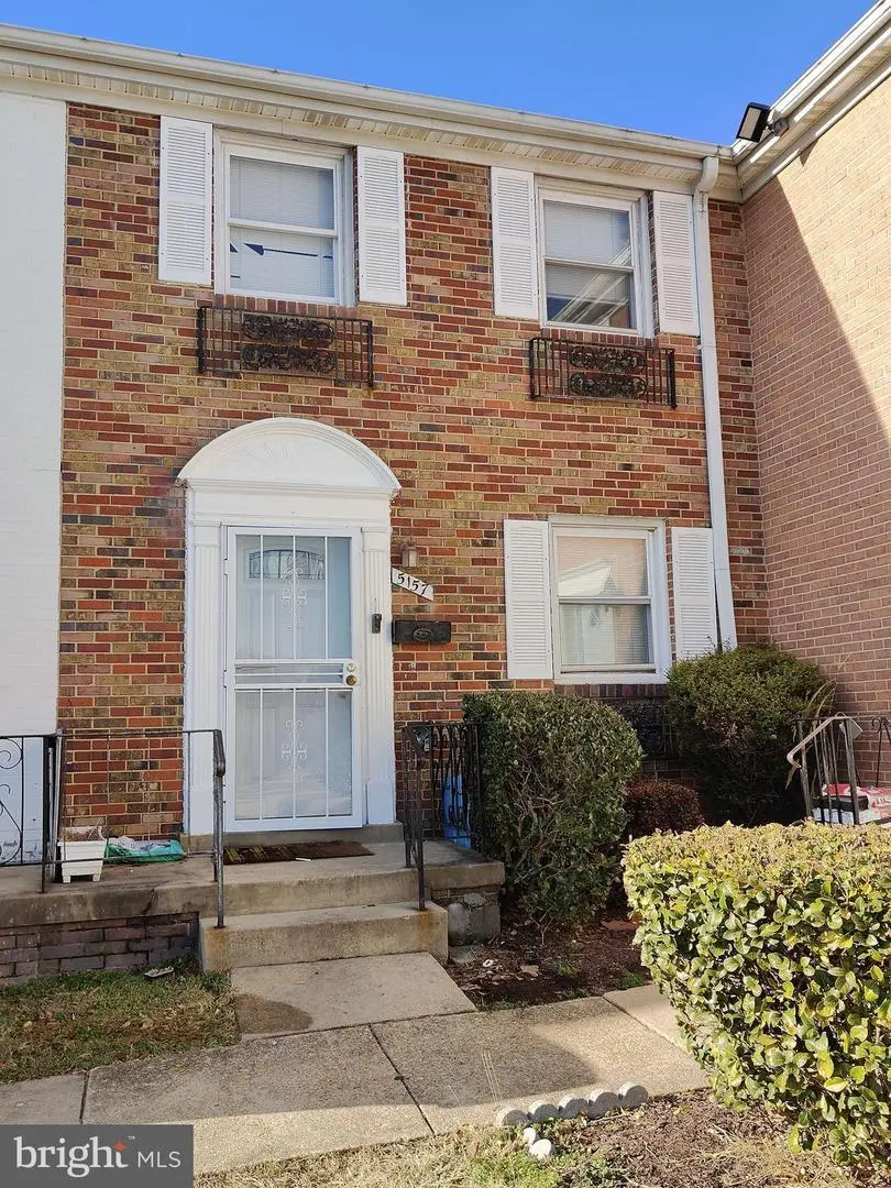 5157 Clacton Ave #54