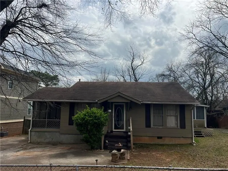 3143 Cedar St