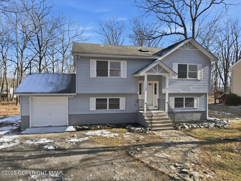 1397 Bear Dr