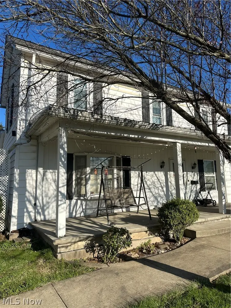 207 South Sycamore