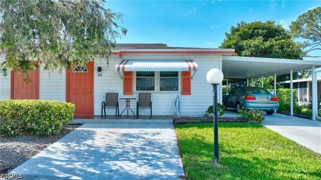 45 Desert Candle Cir