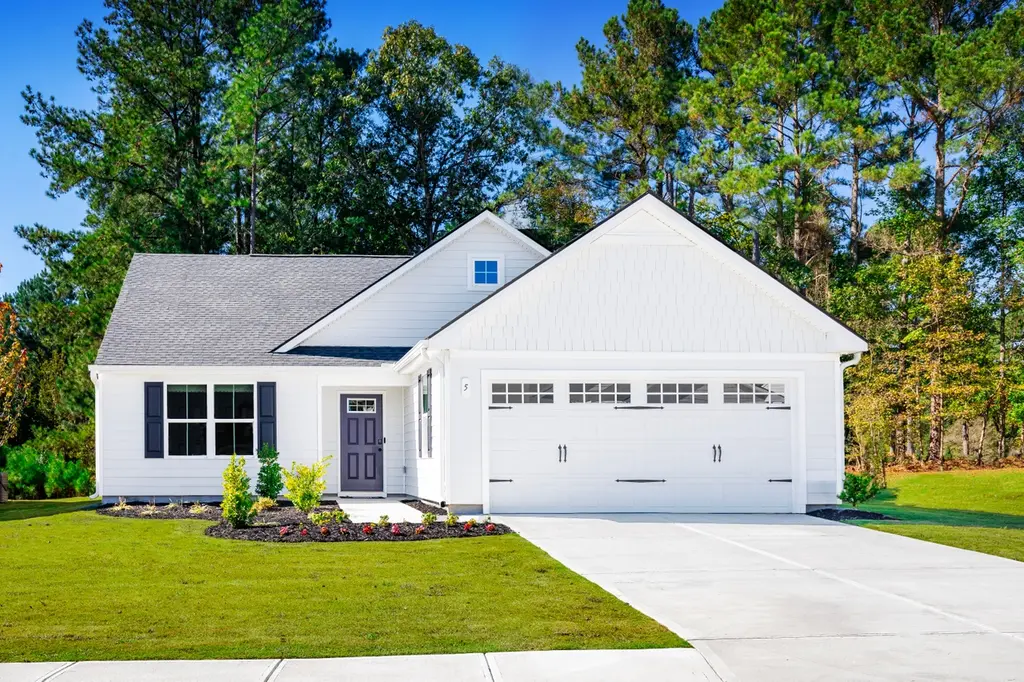 1068 Salisbury Dr