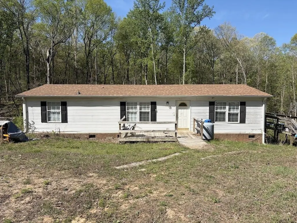 158 Joy Ave Ave