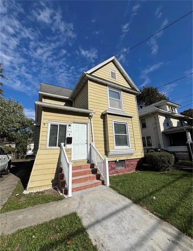 413 E Washington Ave