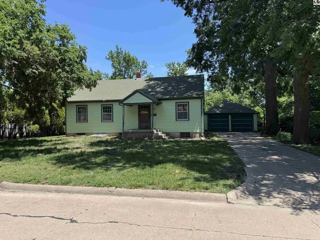 426 N Olivette St