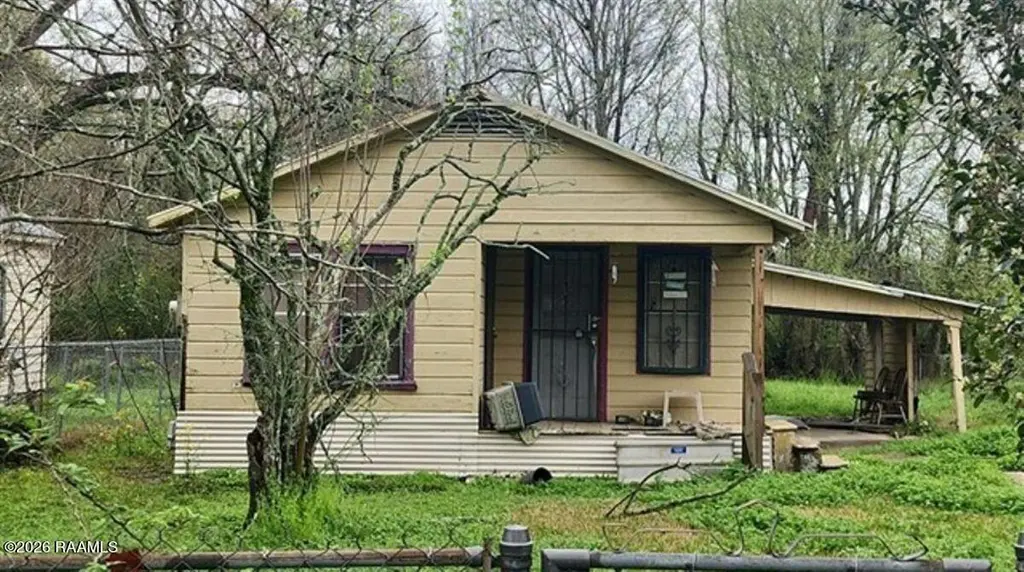 1112 Story St