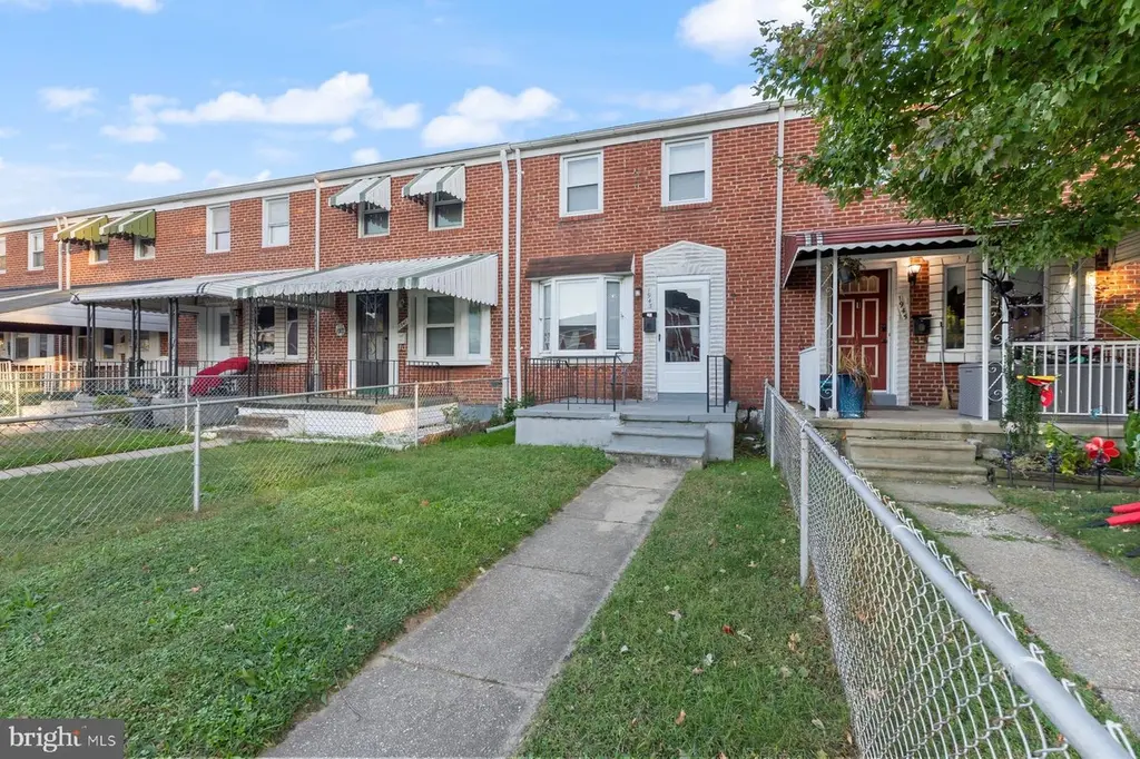 1943 Dineen Dr