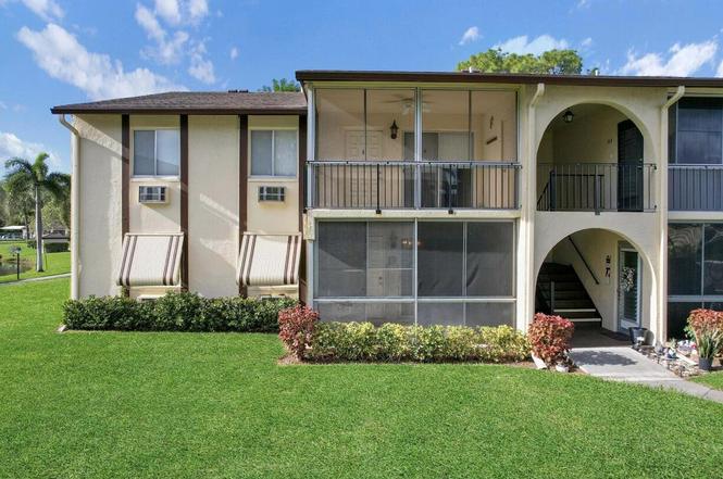 3527 La Palmas Ct Unit A-1