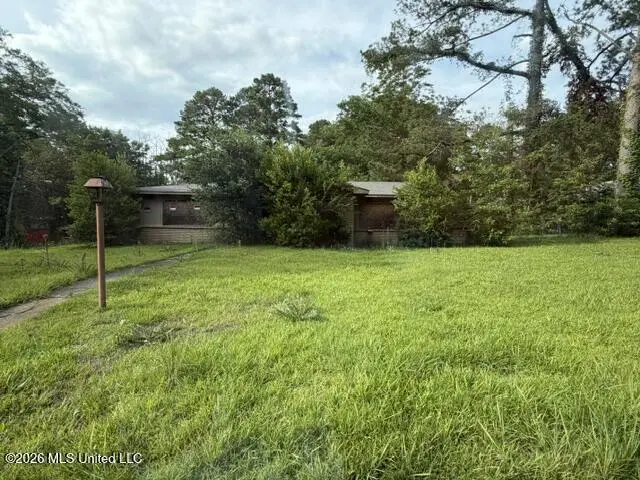 1126 Garden Park Dr
