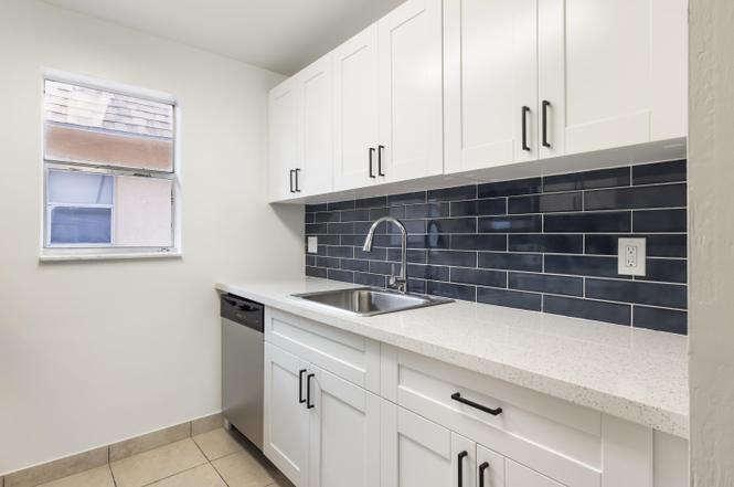 450 SW 2nd Ave #2050