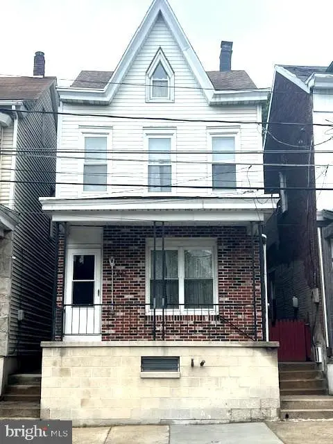 222 Dock St