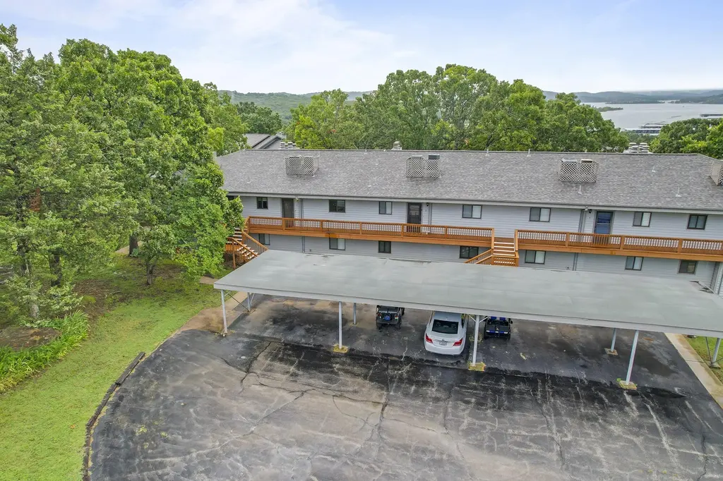 145 Starboard Dr #106