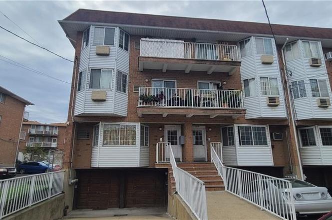 1216 E 82nd St #101
