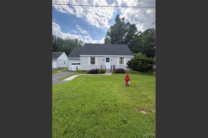 8269 Oswego Rd