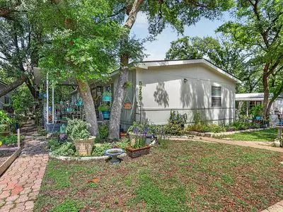 5729 Kay Dr
