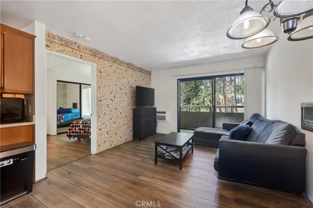 6650 Amherst Unit 18c