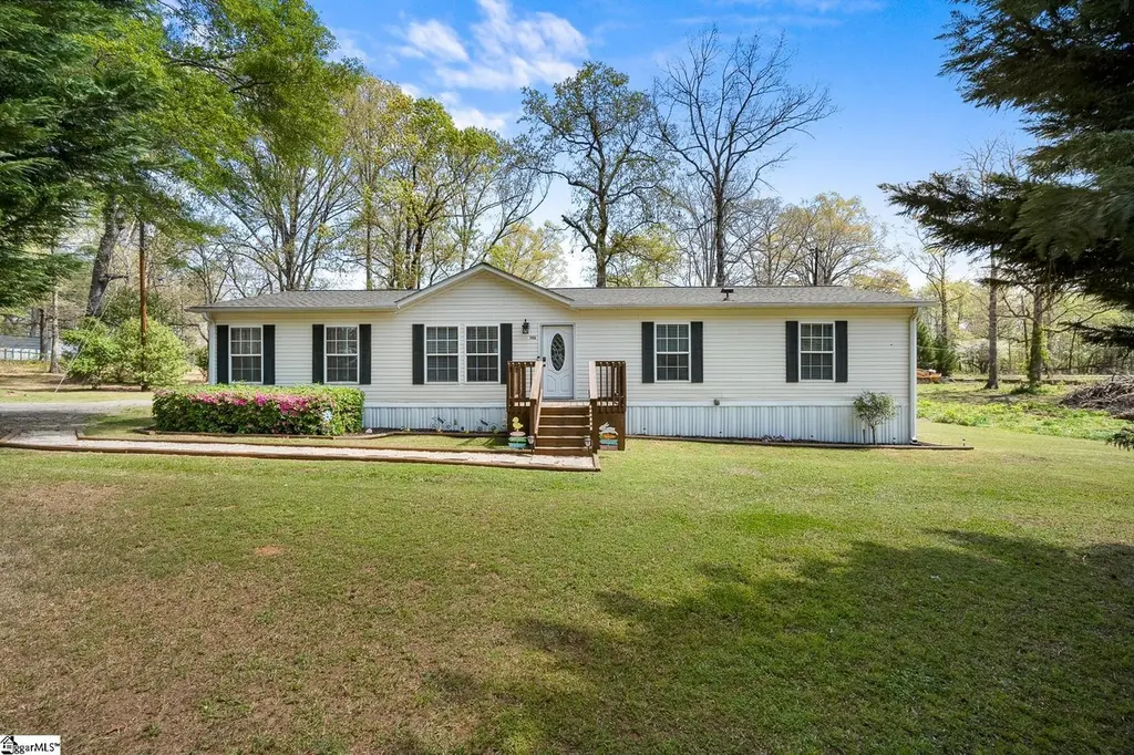 1456 Amity Rd