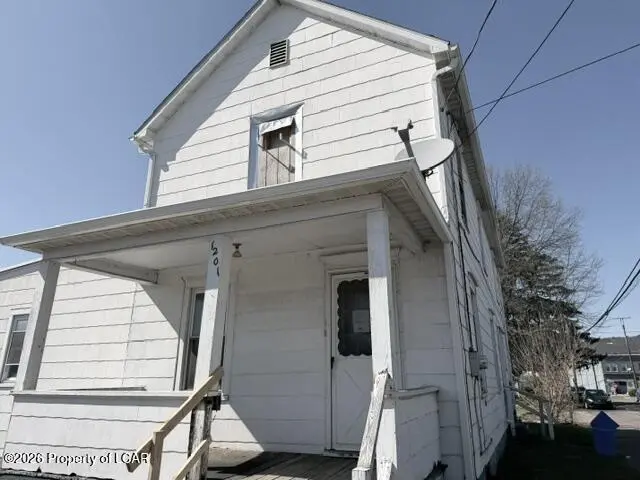 1201 4th Ave