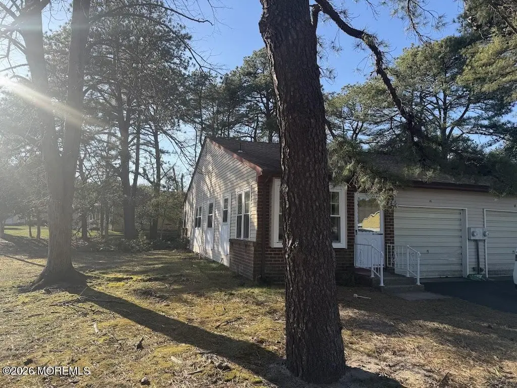 1A Graystone Pl