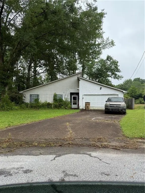 7103 Apache Ln