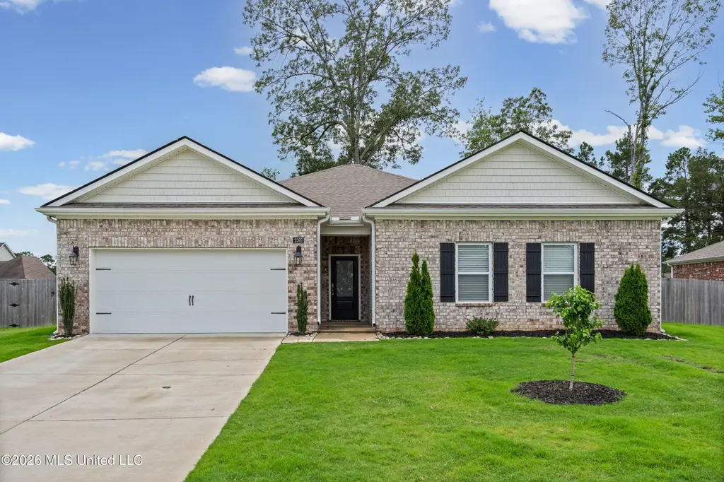 2397 Hyacinth Ln