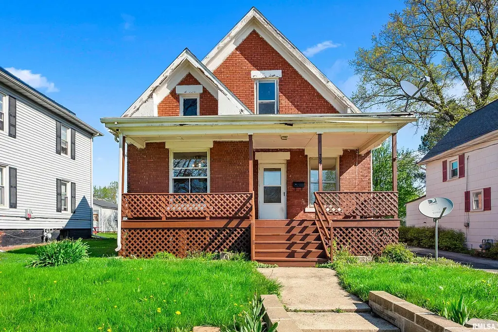 287 Fulton Pl