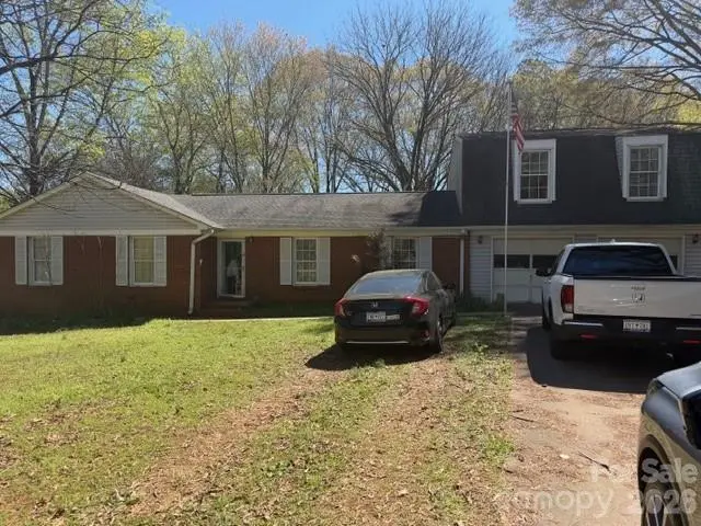 204 Arbor Ct