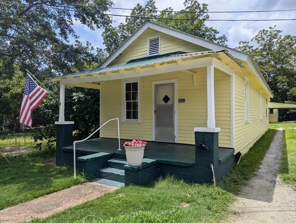 1905 10th Ave