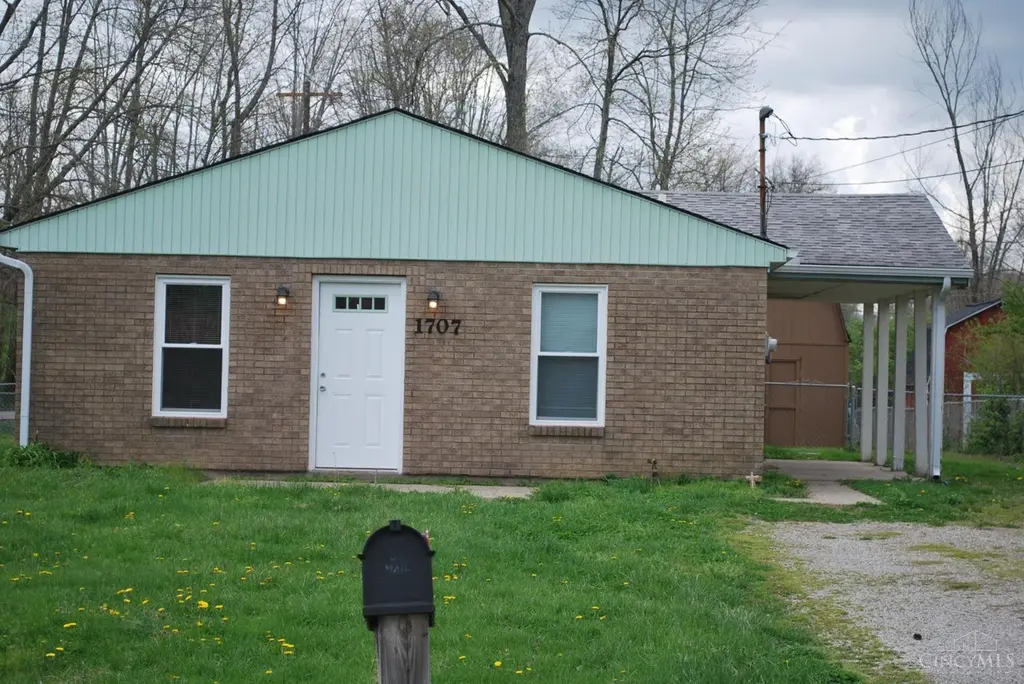 1707 Parker Rd