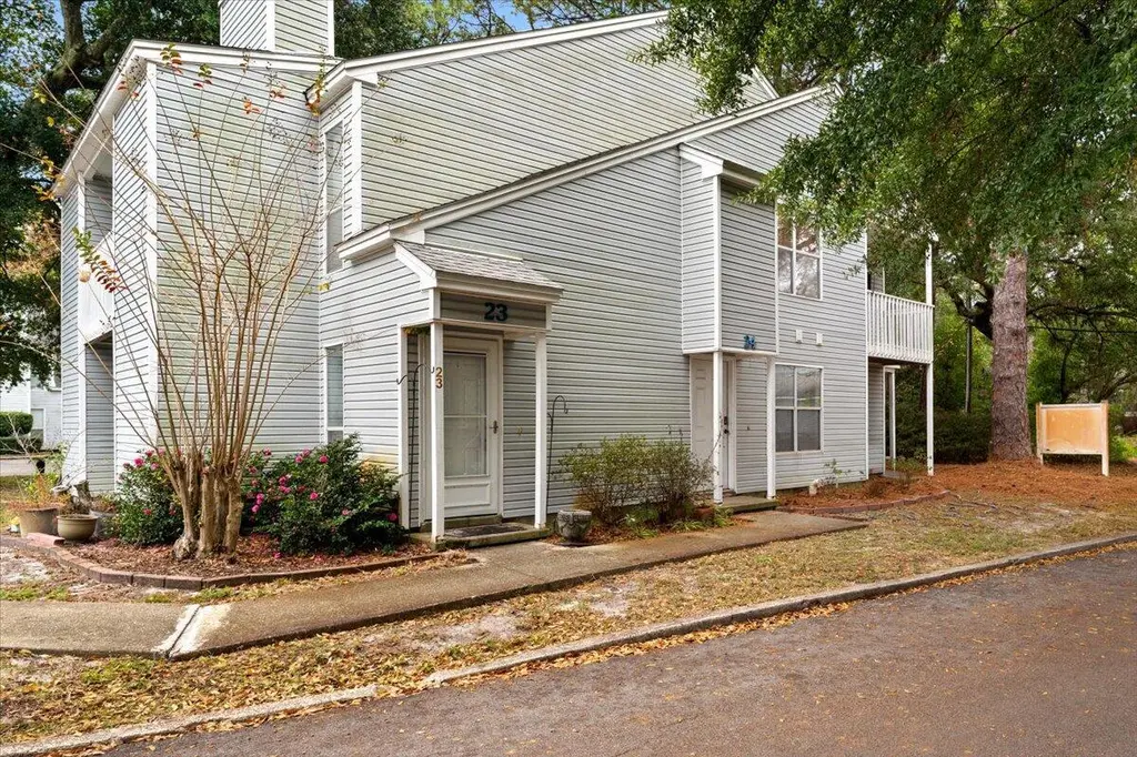 31 Park Cir #23